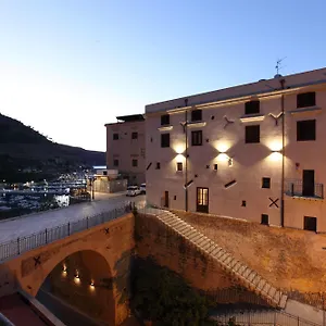sopra-le-mura.sicilyhotelsitaly.net/